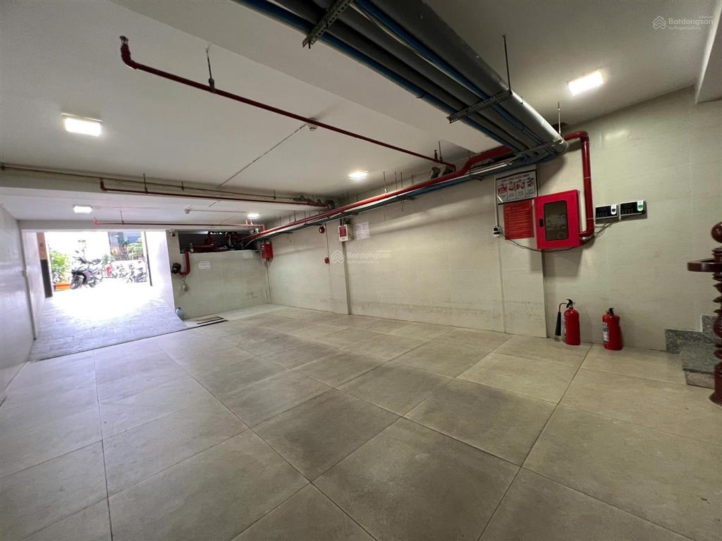 Cho thuê nhà 1 hầm 7 tầng diện tích sàn 520m2 ngay nhà thi đấu phú thọ  lý thường kiệt giá 110tr