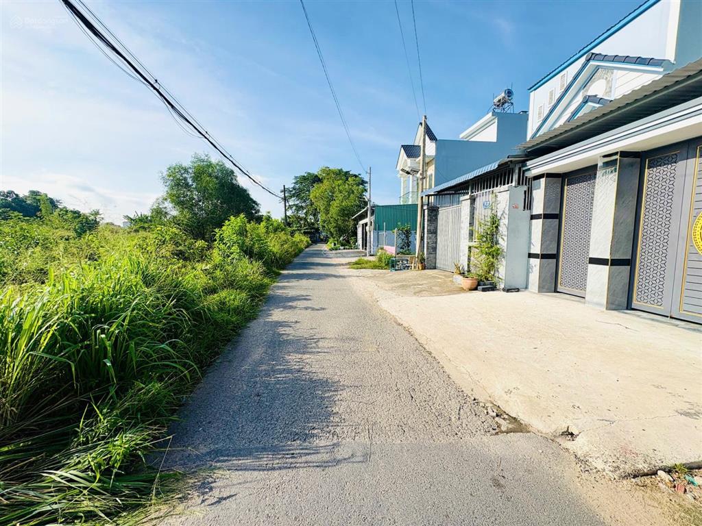 Siêu phẩm đất ngộp hơn 200m² ở tân thông hội giá siêu tốt