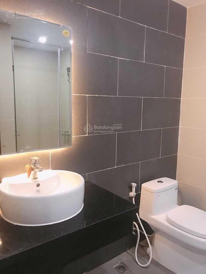 Cho thuê văn phòng phú nhuận, dt 32m2 giá 9tr/th. full nội thất. gần sân bay