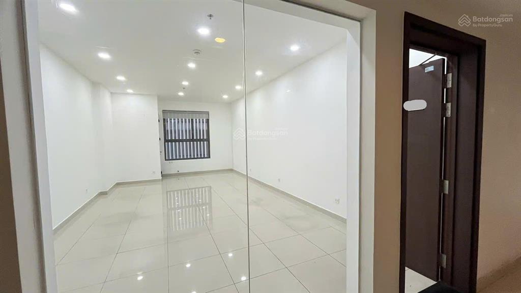 Cho thuê văn phòng phú nhuận tại newton residence, 9 triệu, 36 m², cơ bản. gần trung tâm