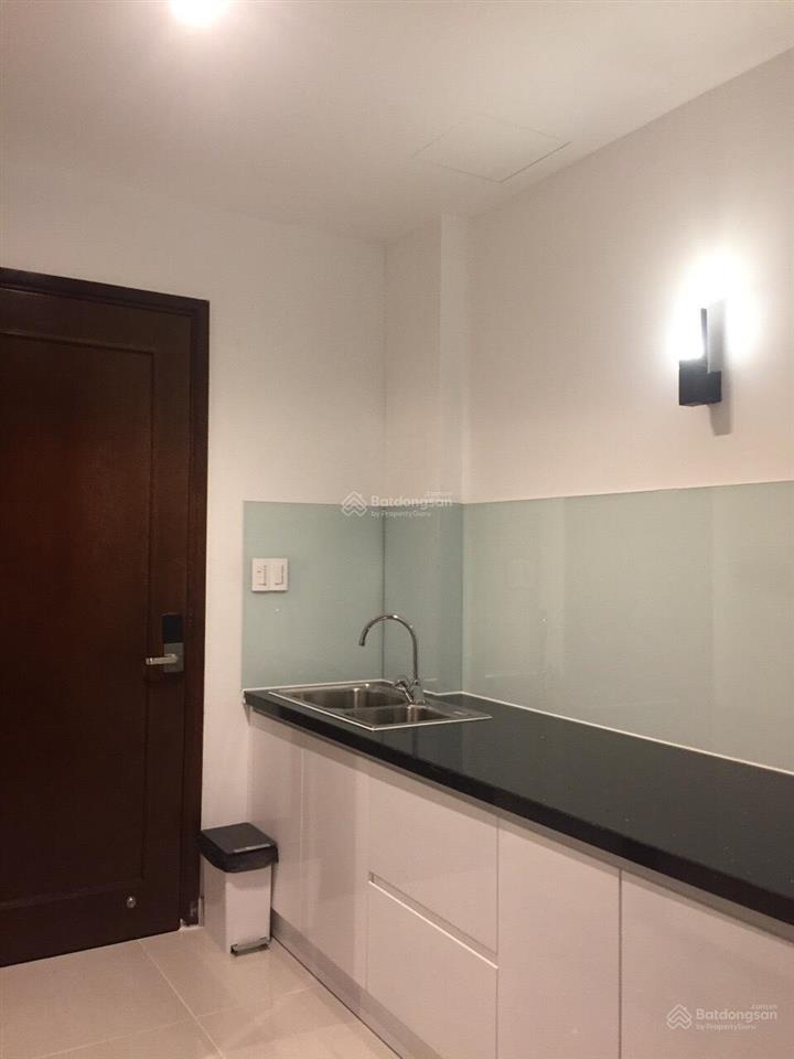 Chính chủ cần bán căn hộ tân bình sky center 42m giá chỉ 3,1 tỷ siêu rẻ