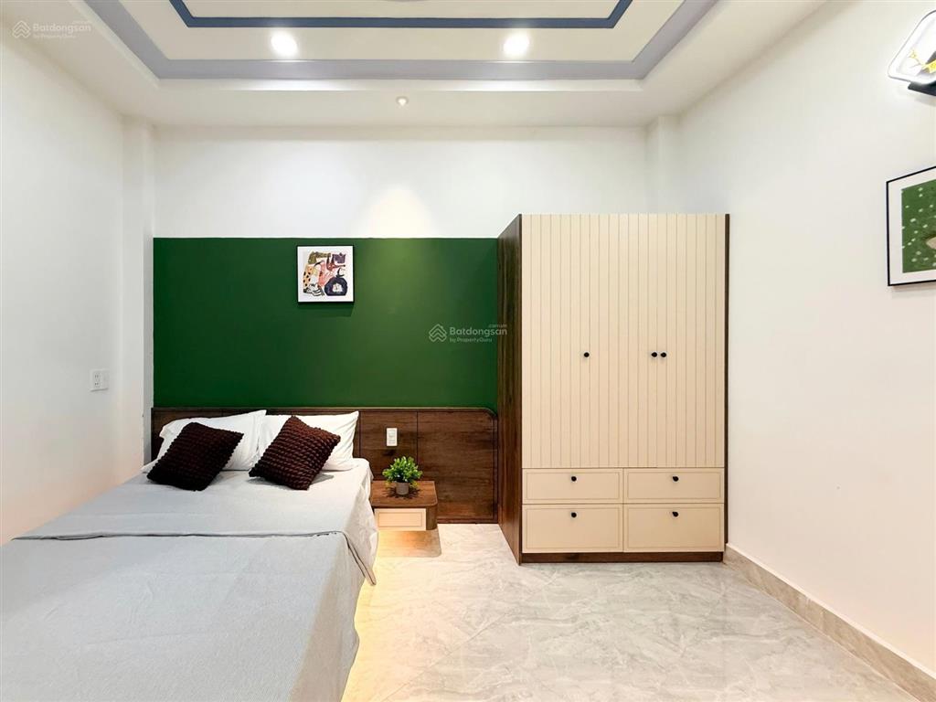 Bóc tem căn hộ mới ra lò ngay dương quảng hàm  nguyễn thái sơn thuận tiện di chuyển, nt sang xịn