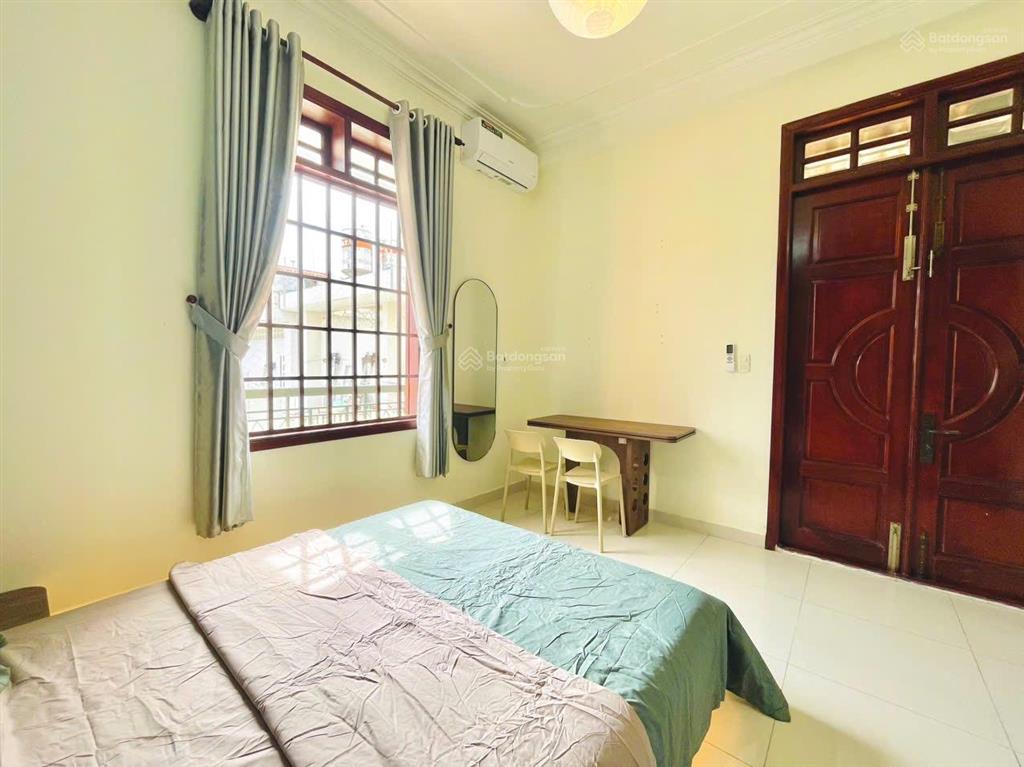 1 phòng ngủ tách bếp 35m2 có bancol siêu thoáng mát cuối dương quảng hàm gần chợ an nhơn  đầy đủnt