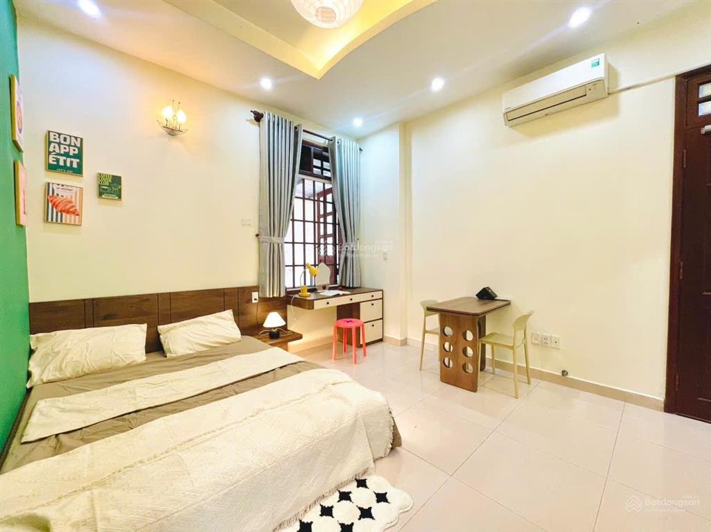 1 phòng ngủ tách bếp 35m2 có bancol siêu thoáng mát cuối dương quảng hàm gần chợ an nhơn  đầy đủnt