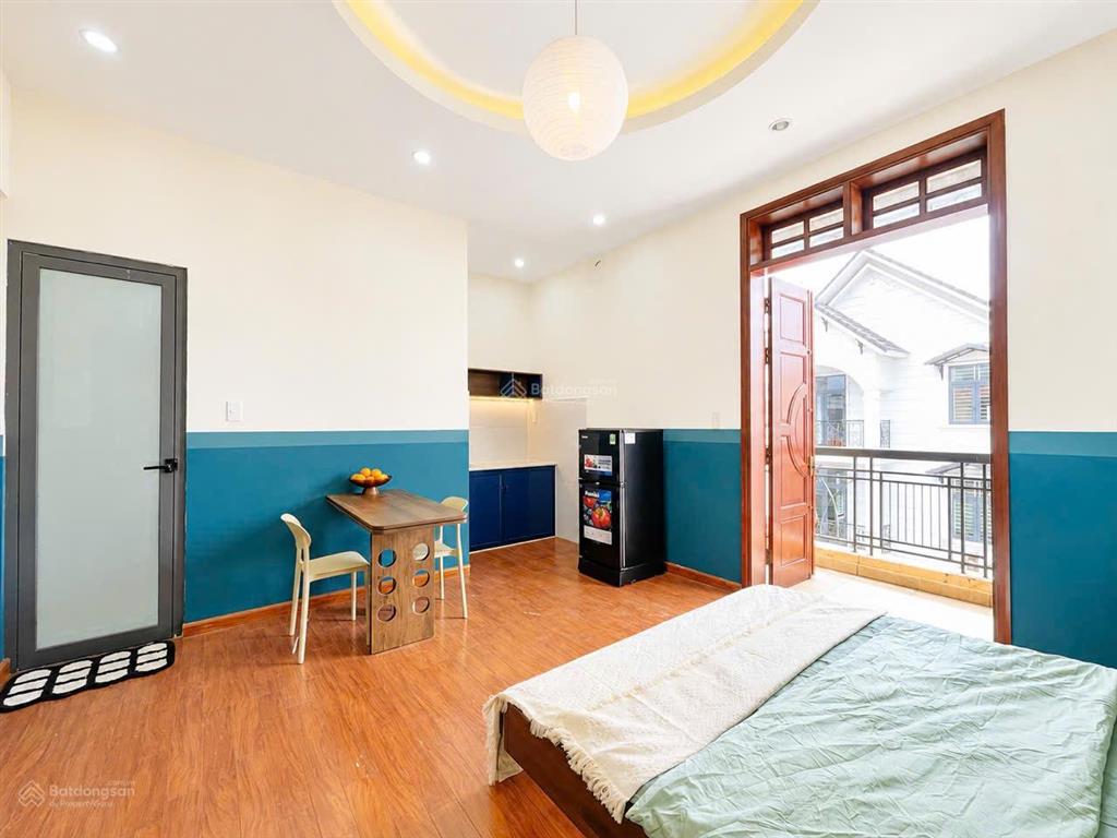 1 phòng ngủ tách bếp 35m2 có bancol siêu thoáng mát cuối dương quảng hàm gần chợ an nhơn  đầy đủnt