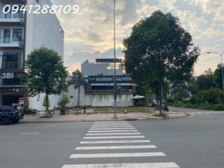 Bán hoặc cho thuê đất mặt tiền đường Hùng Vương, Thành Phố Tân An, Long An, DT 360m2