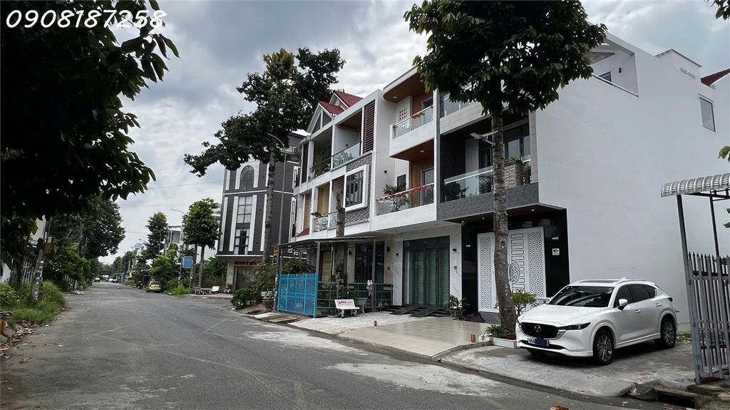 Chính chủ bán nhà KDC Nông Thổ Sản. Phường Hưng Phú. Tp Cần Thơ, DT 120m2, 5,339 tỷ