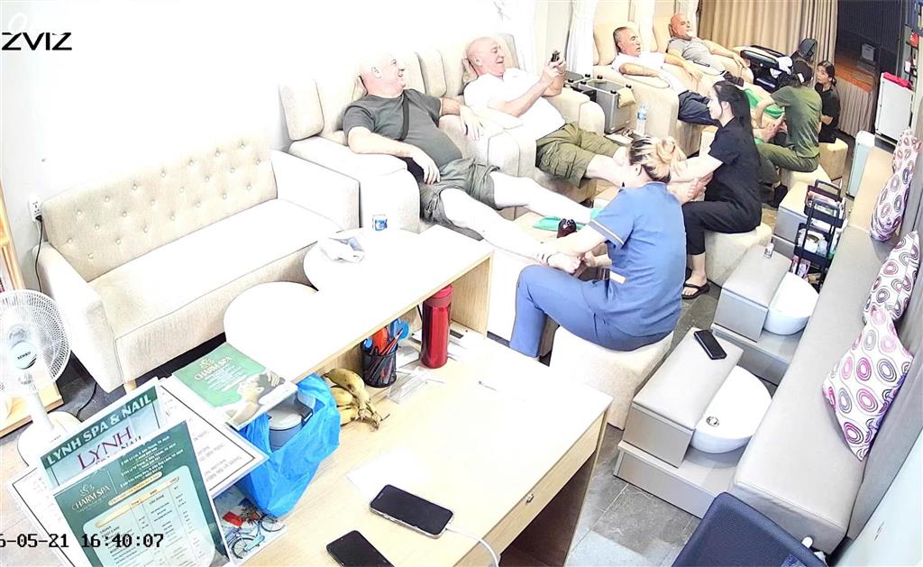 SANG HOẶC CHO THUÊ SPA MT Q1
