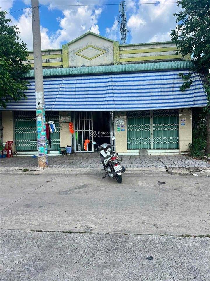Bán đất tặng nhà cấp 4 xưa tại nguyễn văn thành, p.chánh phú hòa, bến cát, dt 800m2