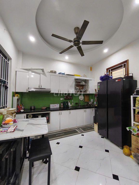 Bán Gấp Nhà Tại Tây Tựu, Quận Bắc Từ Liêm, TP Hà Nội 35m2 giá 5.x tỷ