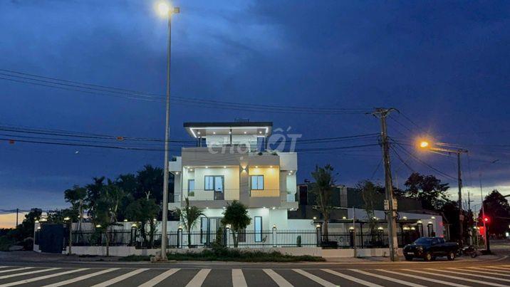 BÁN & CHO THUÊ NHÀ 3 TẦNG - 2 MẶT TIỀN Ea Kao,TP.Buôn Ma Thuột,Đắk Lắk