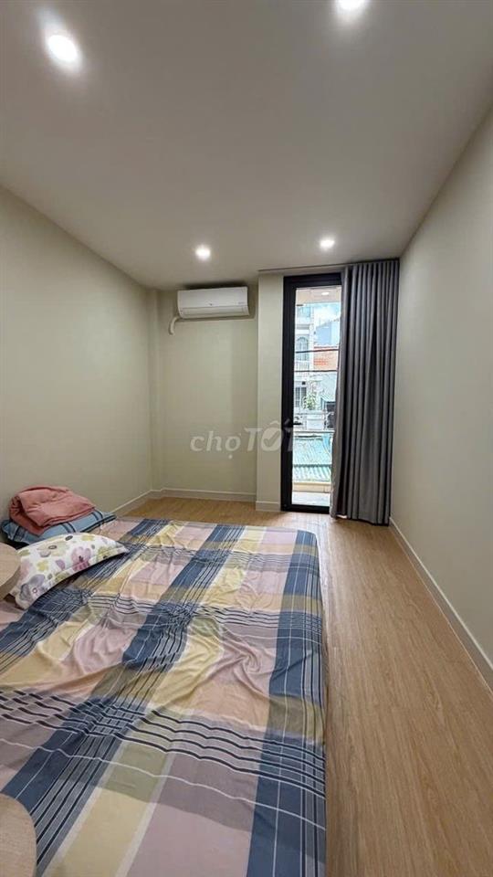 BÁN NHÀ MỚI ĐẸP - Ô TÔ ĐẬU CỬA TẠI  Phường 10, Quận 4, Tp Hồ Chí Minh