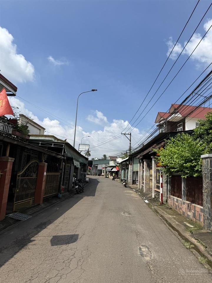 Cần tiền bán gấp trước tết lô đất thị trấn dầu giây  đồng nai 5x20m, giá ngộp 870tr