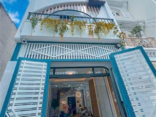 Nhà 3 tầng cao cấp linh đông, tp thủ đức cách vanh 2 chỉ 100m