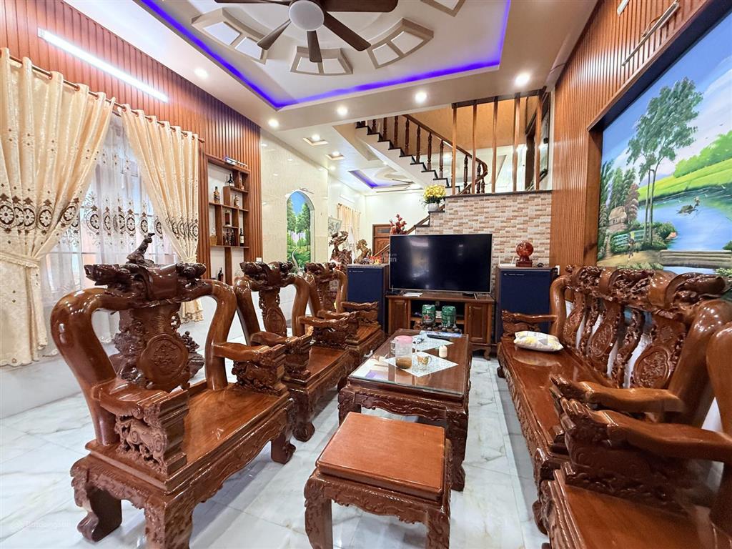 Nhà 4 tầng kết hợp 9 căn hộ dịch vụ 357m² (ngang 7) dòng tiền hơn 30 triệu/tháng