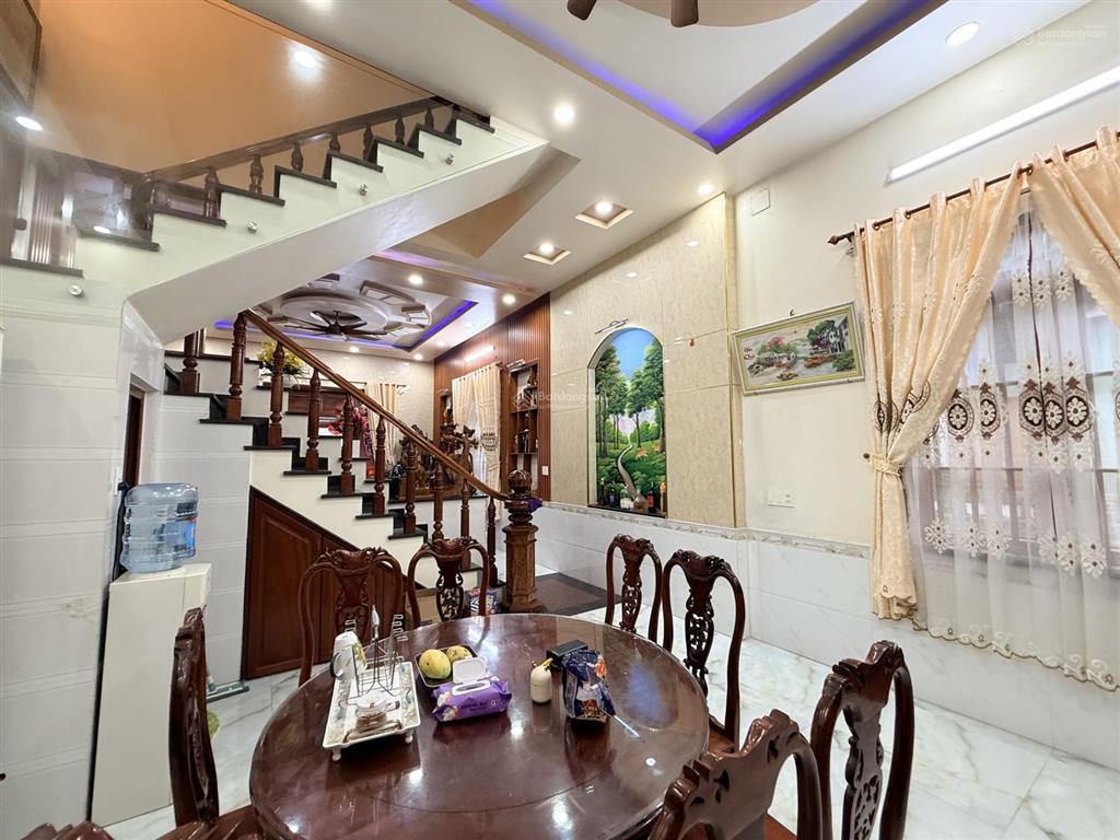 Nhà 4 tầng kết hợp 9 căn hộ dịch vụ 357m² (ngang 7) dòng tiền hơn 30 triệu/tháng