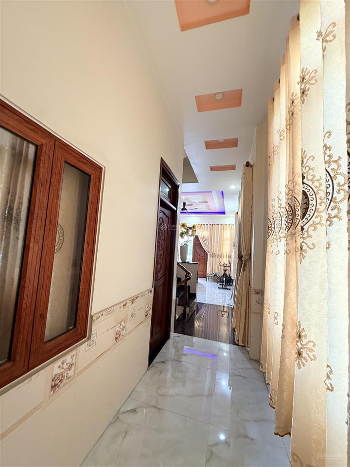 Nhà 4 tầng kết hợp 9 căn hộ dịch vụ 357m² (ngang 7) dòng tiền hơn 30 triệu/tháng