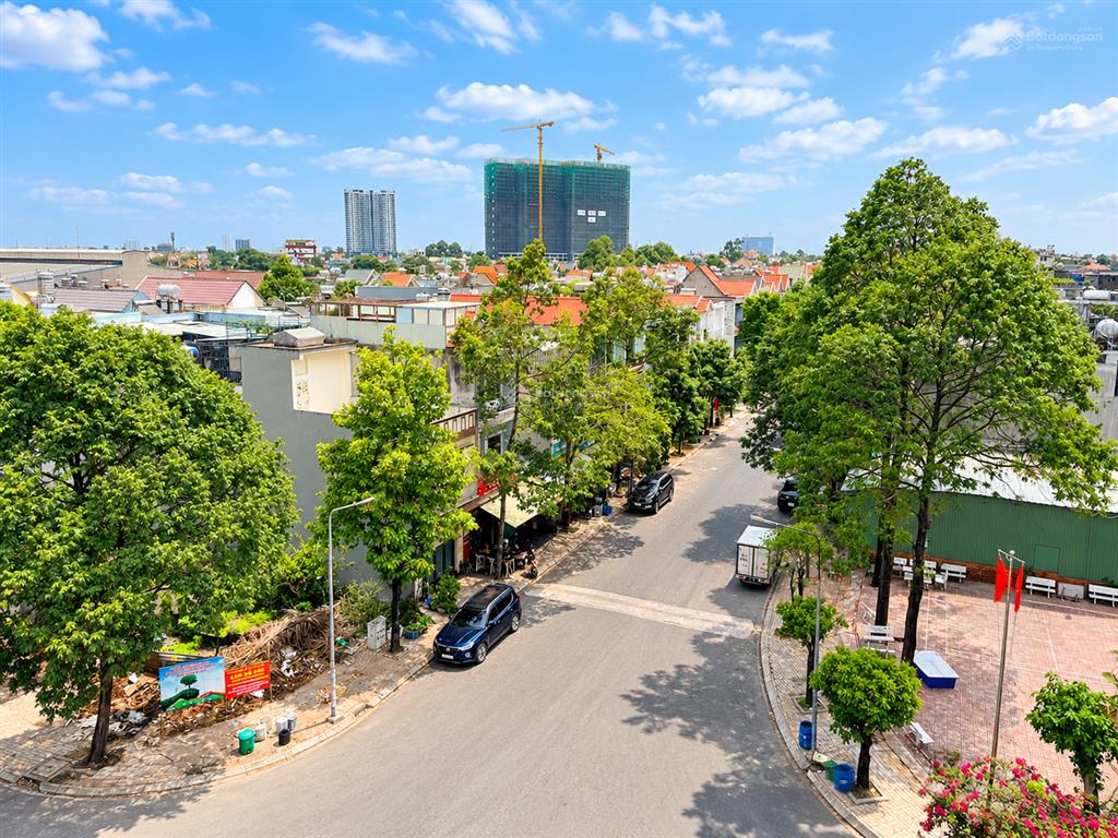 Hàng hiếm kdc toa xe lửa lô góc 2 mặt tiền, ngang 12m | 220m full thổ cư giá 15 tỷ