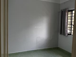 Cần bán gấp căn hộ chung cư bàu cát 2