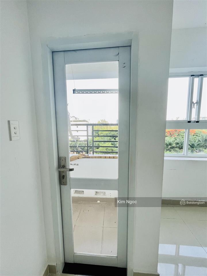 Cho thuê ch citizen kdc trung sơn 2pn giá 12tr/tháng, sẵn ntcb, trống sẵn ở liền !