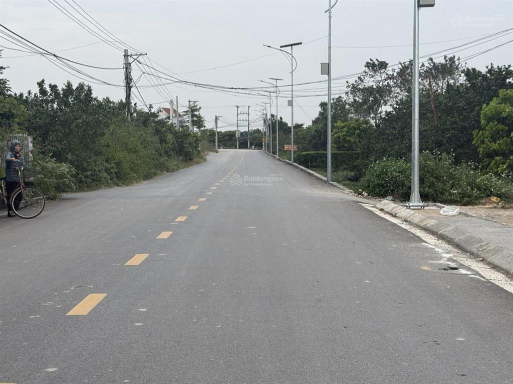 Hiếm! bán nhanh 600m full thổ, đường siêu rộng xe container đậu cửa giáp đường 383 tại khoái châu