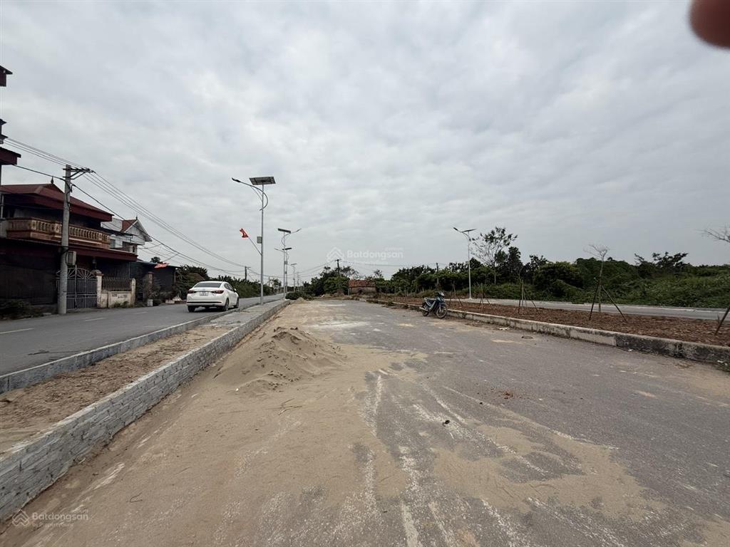 Hiếm! bán nhanh 600m full thổ, đường siêu rộng xe container đậu cửa giáp đường 383 tại khoái châu