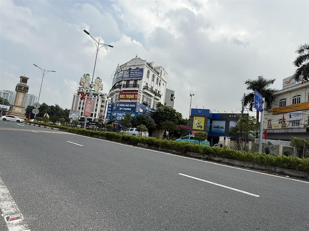 Lô góc 720m full thổ ô tô tránh cạnh ub văn giang, d.a alluvia, chia được 12 lô