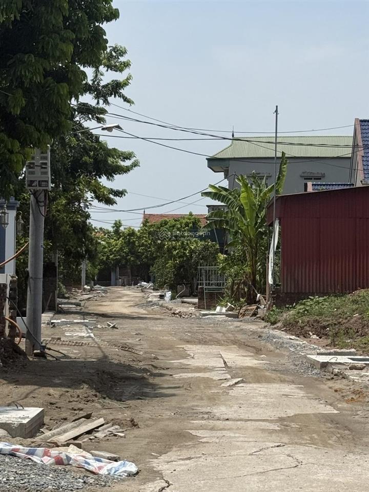 Mới! chia được 25 lô, bán 1700m đất đường 382 xã đông tảo, khoái châu. giá đẹp
