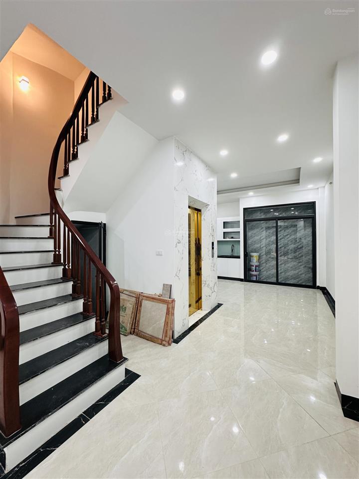 Siêu hiếm  phố trần đại nghĩa  nhà mới xây  11.x tỷ  55m2  5 tầng thang máy
