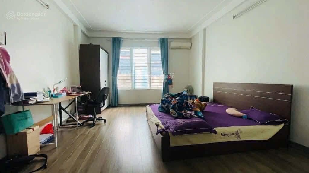 Phố minh khai  hơn 6 tỷ  diện tích 30m2 *6 tầng  nhà còn mới về ở ngay  ba gác đỗ cửa