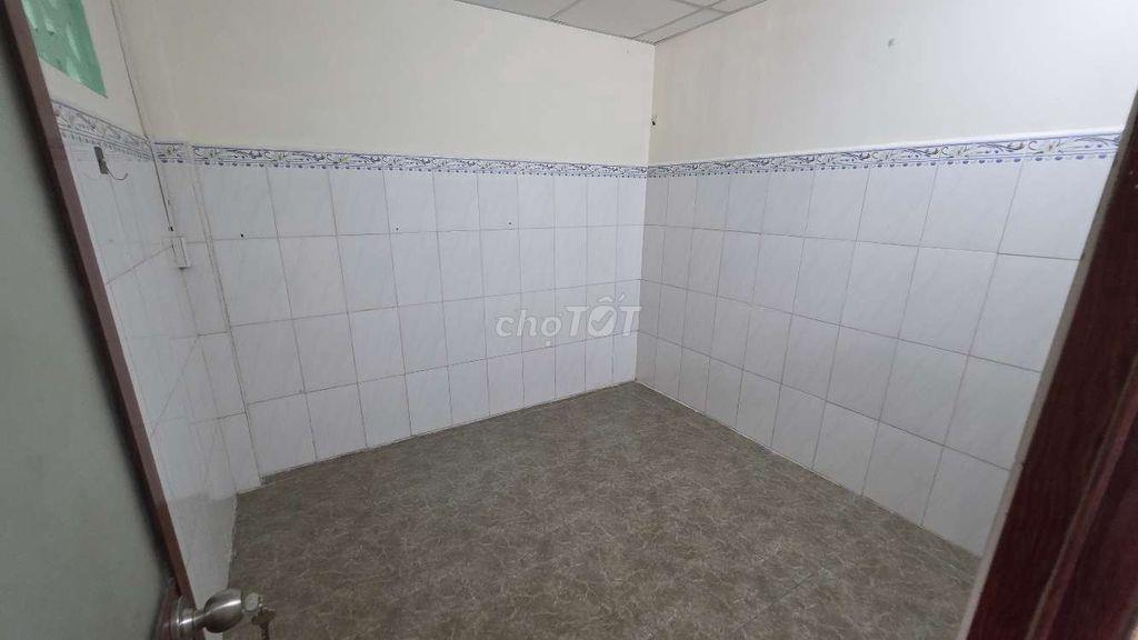NHÀ ĐẸP QUẬN 12 – ĐƯỜNG 5M, Ô TÔ ĐỖ CỬA – SỔ HỒNG RIÊNG!