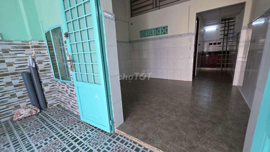 NHÀ ĐẸP QUẬN 12 – ĐƯỜNG 5M, Ô TÔ ĐỖ CỬA – SỔ HỒNG RIÊNG!