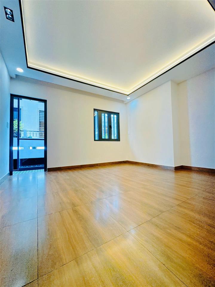 Nhà mới ngang 8m sang trọng Hưng Phú P9Q8 cách mặt tiền 3 căn. Giá: 6.2 tỷ