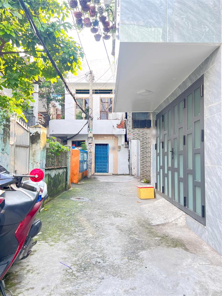 Bán nhà cấp 4 diện tích lớn 247m2 hẻm xe hơi Phạm Thế Hiển P6Q8. Giá 11.2 tỷ