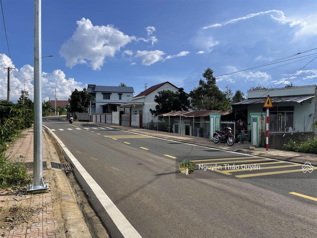 Lô đất nền biệt thự mặt tiền đường trịnh hoài đức sẵn 280m2 thổ cư  tp. bảo lộc