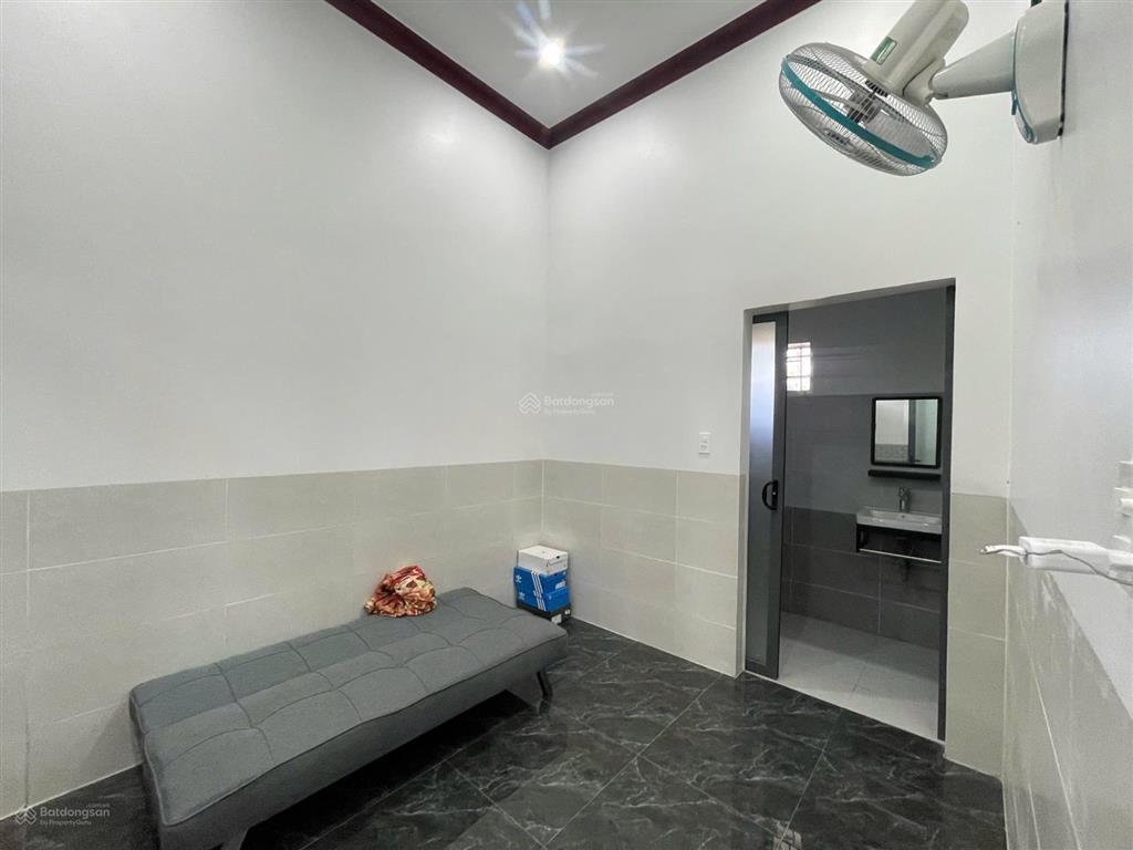 Nhà vườn nghỉ dưỡng  view núi đại bình 10mx33.7m sẵn 200m2 thổ cư