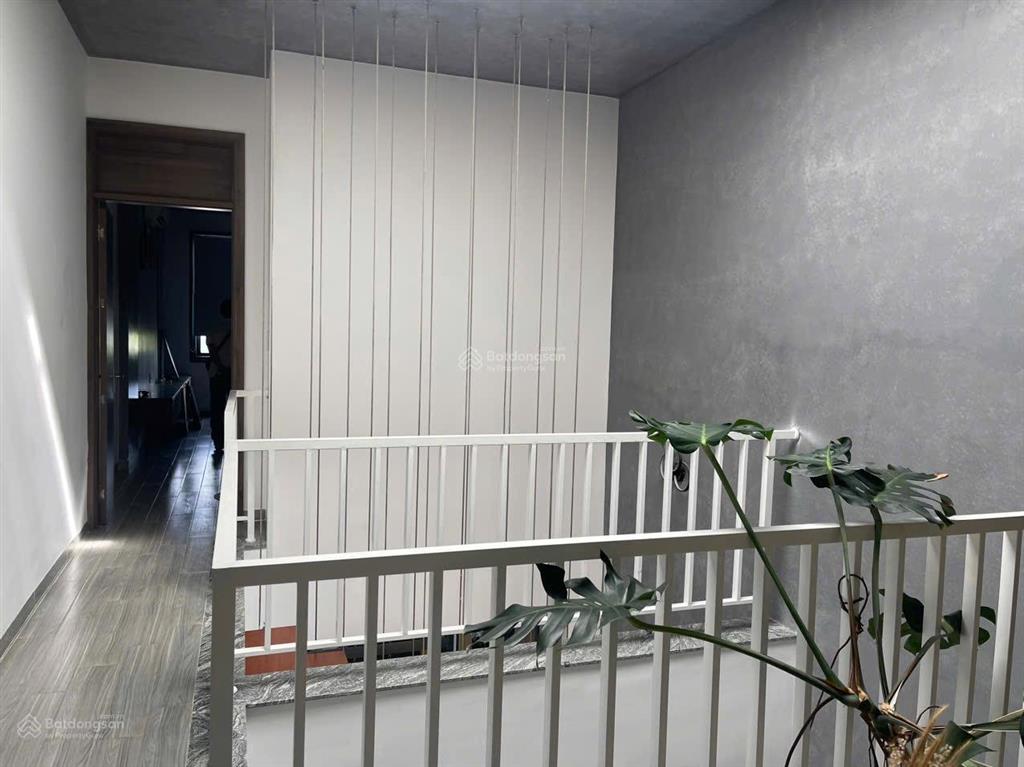 Nhà mặt tiền kinh doanh ql20, đã hoàn công, ngay đèn xanh đèn đỏ, thiết kế hiện đại