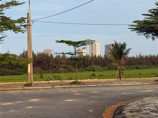 Khu số 4 bán bên fpt đà nẵng lô 7x20m giá 2,650 tỷ đường 7m5 hướng đông bắc