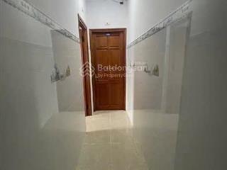 Bán khách sạn 6 tầng hà bổng, sát biển mỹ khê diện tích 100,8m2, ngang 4m5
thiết kế 6 tầng,