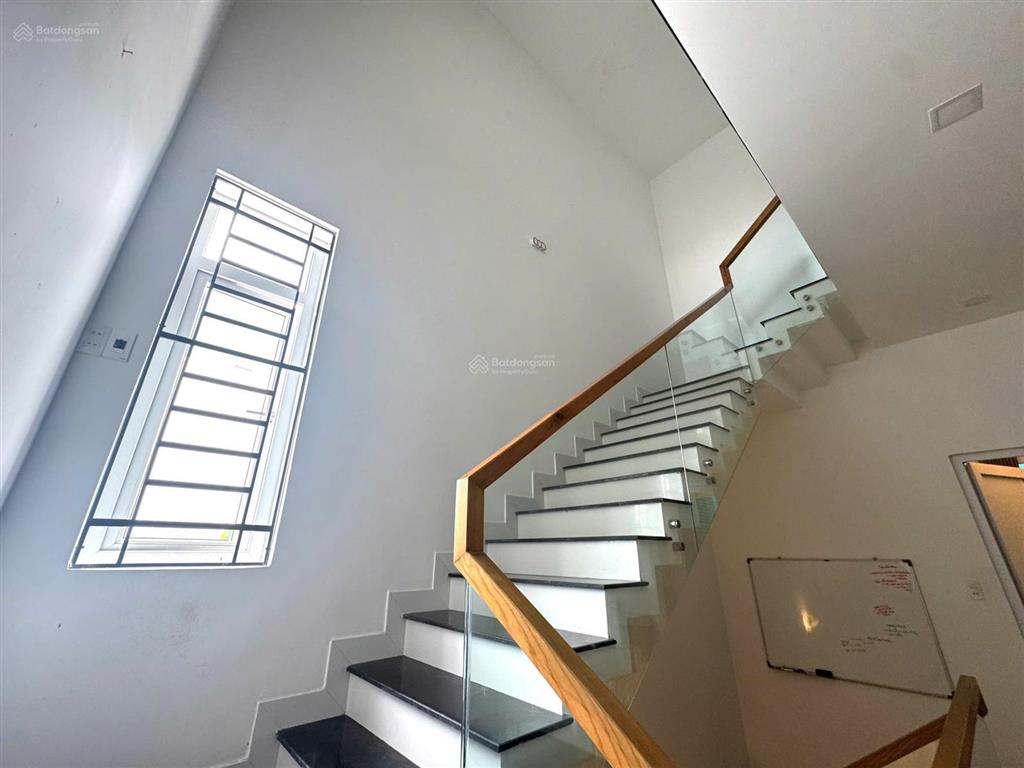Bán nhà 3 tầng thanh lương 5, cần thanh khoản, nhà vip xây ở