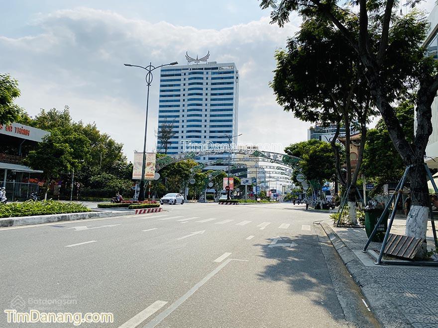 Bán 3 lô liên kề nguyễn văn linh, trung tâm tp đà nẵng có nhà đang cho thuê doanh thu cao