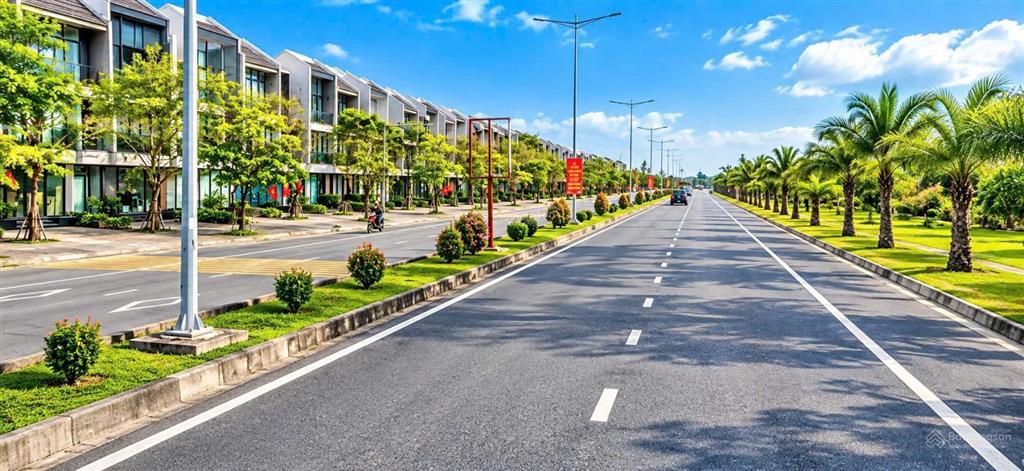 Bán nhà shophouse sh2 casamia võ chí công tp hội an giá 9 tỷ 500