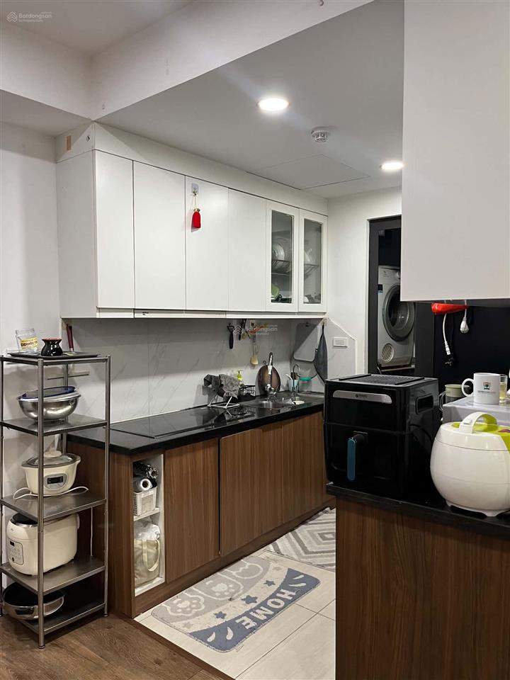 Chủ đổi nhà mới cần bán nhanh 65m 2n2vs sẵn sổ, đầy đủ cả nội thất và điện tử. chỉ 5,5 tỷ bp