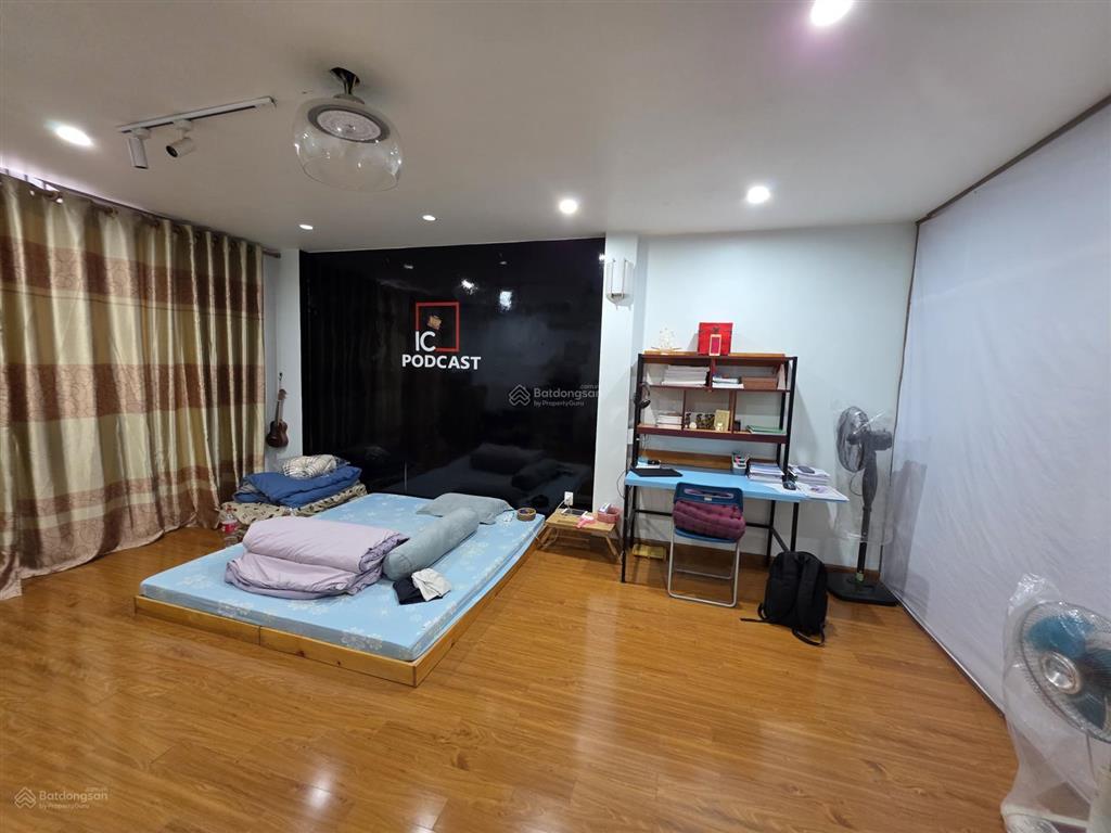 Bán nhà 4 tầng mặt ngõ đường đà nẵng thông vườn mơ, ô tô tránh nhau cất trong sân. diện tích 101m2