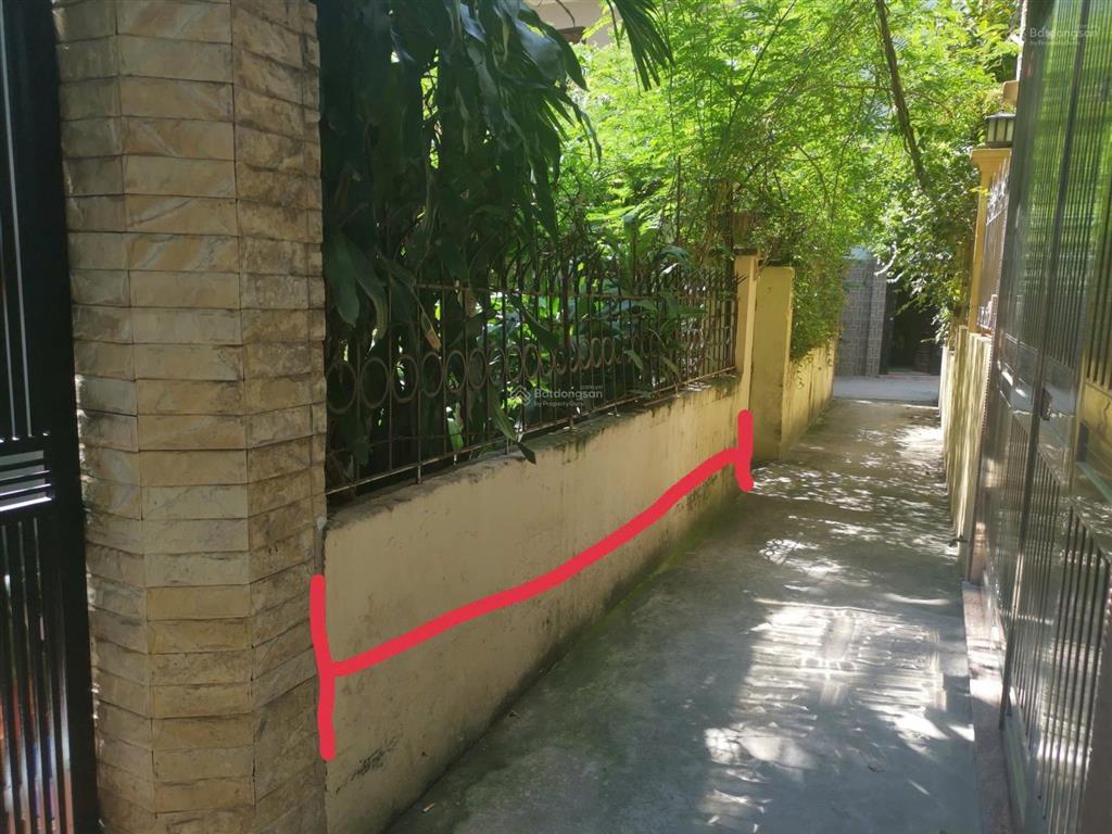 Nhà tôi chính chủ cần bán lô đất 4 mặt thoáng 30,4m2 tại ngõ 61 phùng chí kiên152 nguyễn đình hoàn