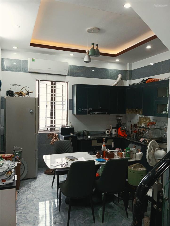 Giá quá đẹp cho căn nhà lô góc vừa kinh doanh vừa ở, ô tô đỗ cửa ngày đêm, tăng full nội thất.