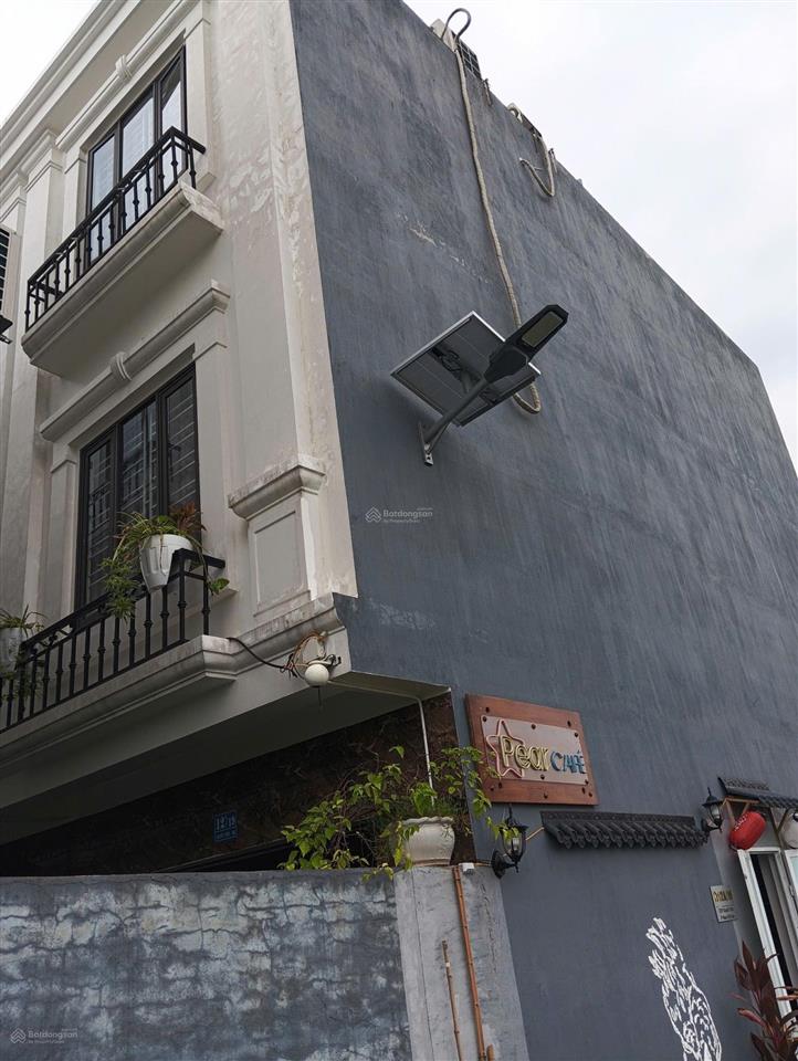 Giá quá đẹp cho căn nhà lô góc vừa kinh doanh vừa ở, ô tô đỗ cửa ngày đêm, tăng full nội thất.