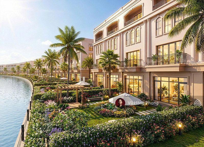 Vinhomes royal island. chào bán căn qt  03 shop house liền kề phân khu quý tộc. mặt đường hơn 50m