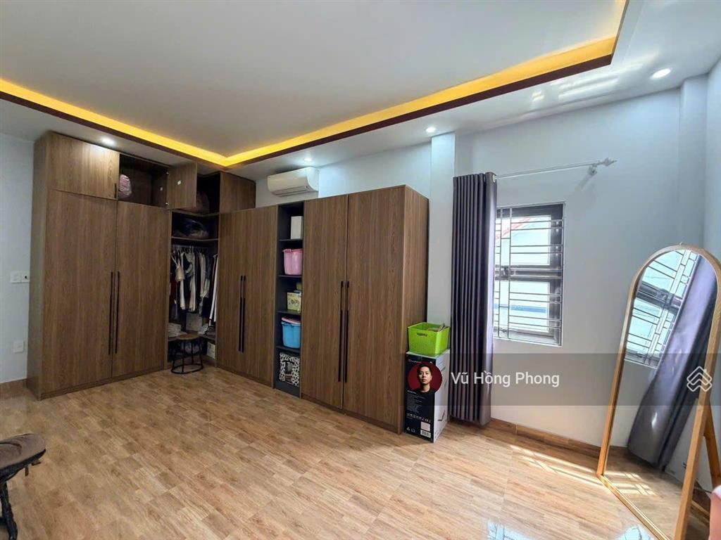 Bán nhà 3 tầng phương khê, ô tô cất trong nhà, diện tích 91m2, gần viện nhi, chợ sắt, trường học...