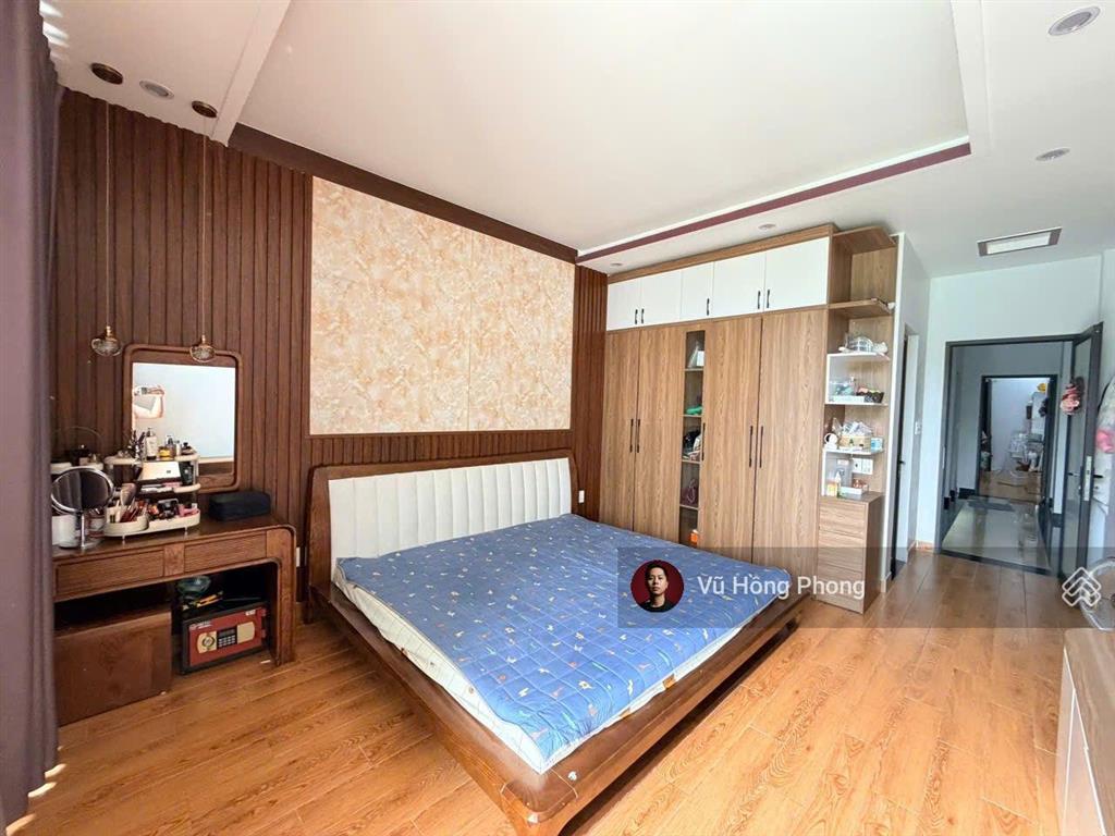 Bán nhà 3 tầng phương khê, ô tô cất trong nhà, diện tích 91m2, gần viện nhi, chợ sắt, trường học...